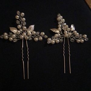 Hair pins